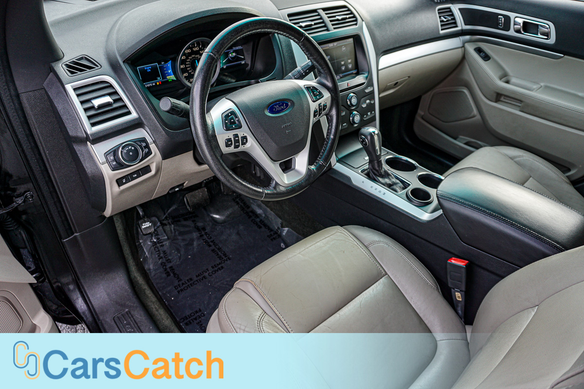 CARSCATCH - Used vehicle - SUV FORD EXPLORER 2013
