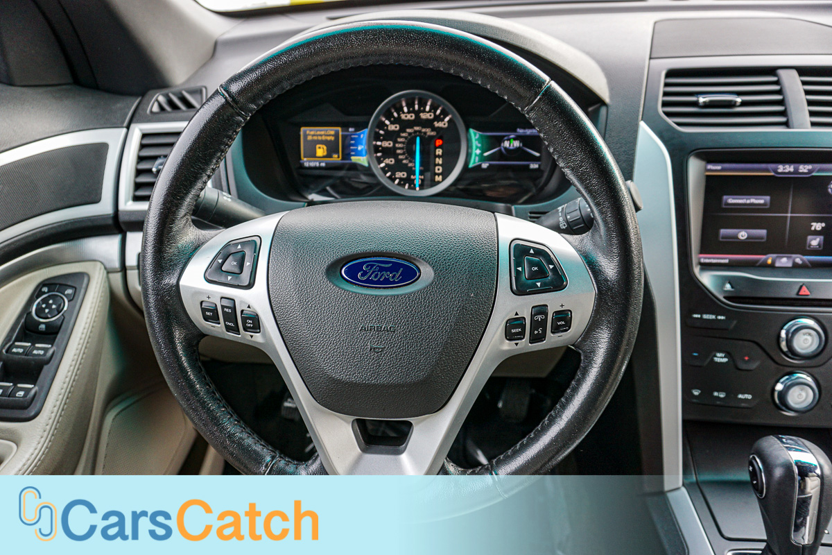 CARSCATCH - Used vehicle - SUV FORD EXPLORER 2013