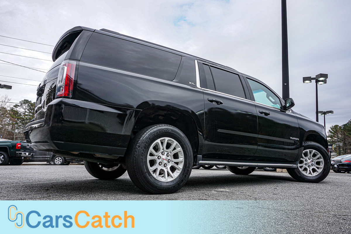 CARSCATCH - Used vehicle - SUV GMC YUKON XL 2018
