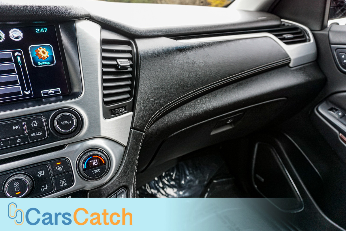 CARSCATCH - Used vehicle - SUV GMC YUKON XL 2018