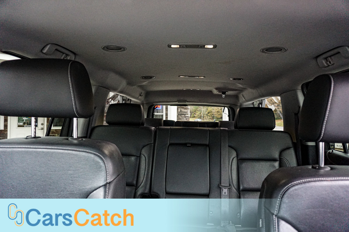 CARSCATCH - Used vehicle - SUV GMC YUKON XL 2018