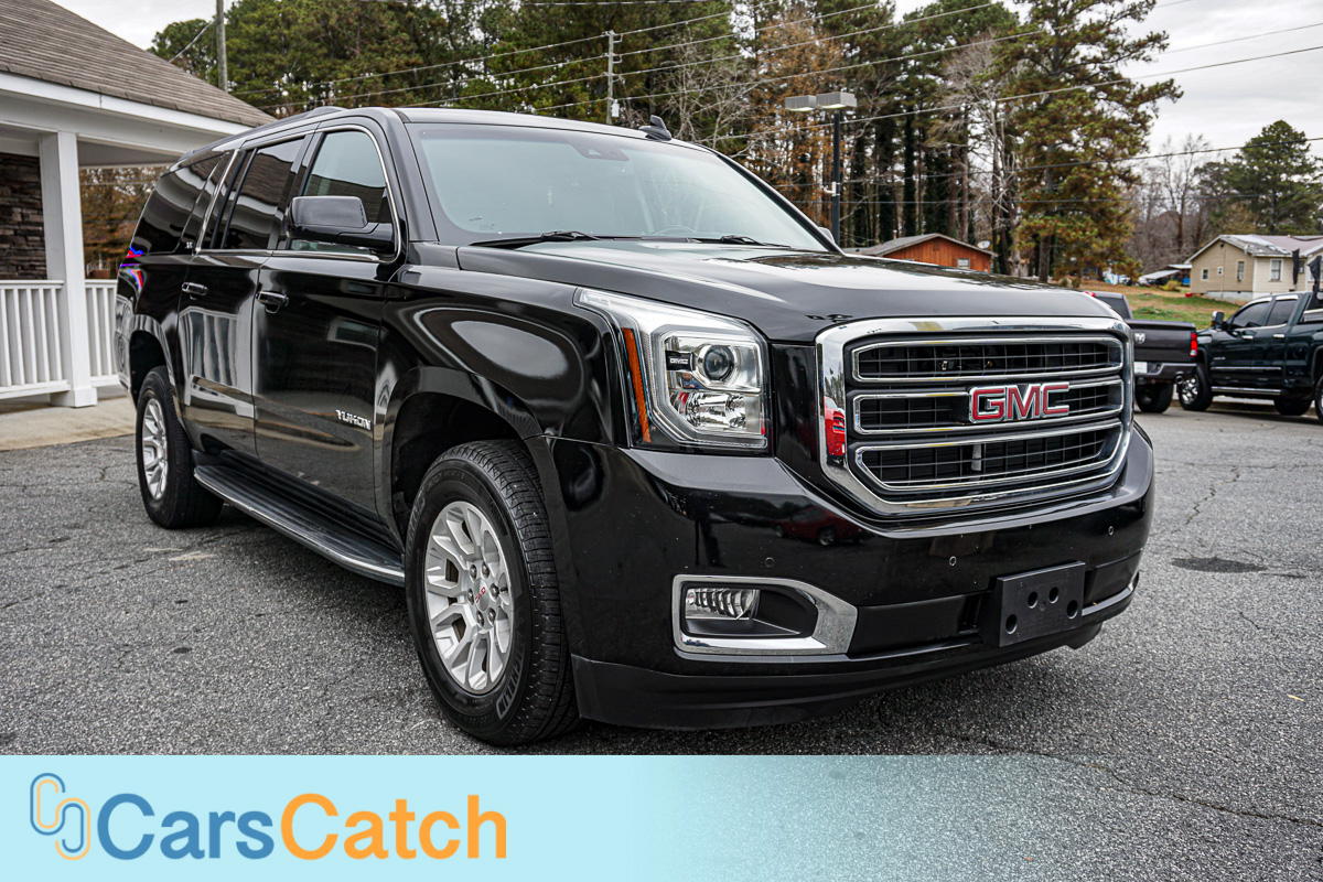 CARSCATCH - Used vehicle - SUV GMC YUKON XL 2018