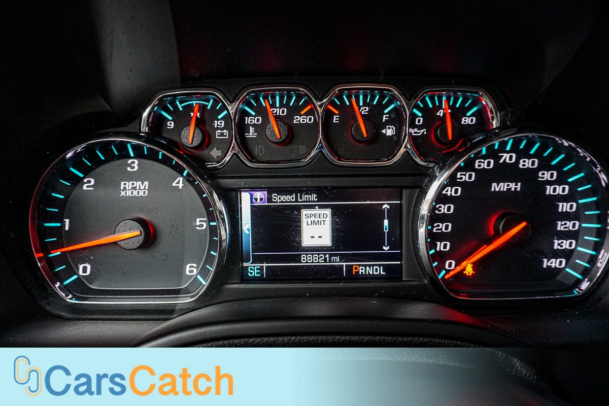 CARSCATCH - Used vehicle - SUV GMC YUKON XL 2018