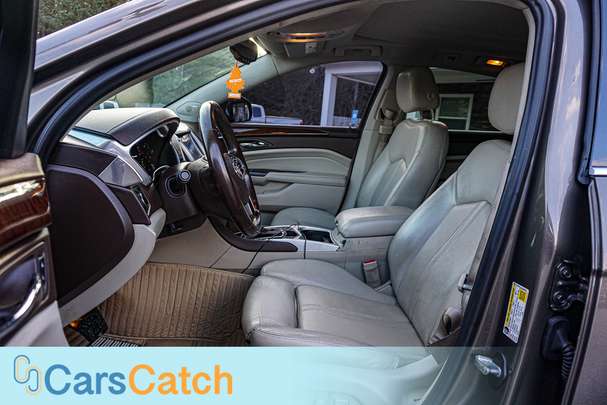 CARSCATCH - Used vehicle - SUV CADILLAC SRX 2014