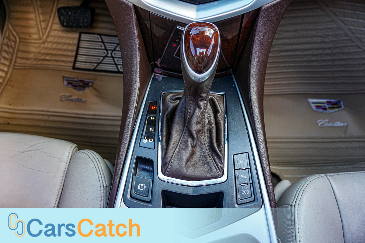 CARSCATCH - Used vehicle - SUV CADILLAC SRX 2014