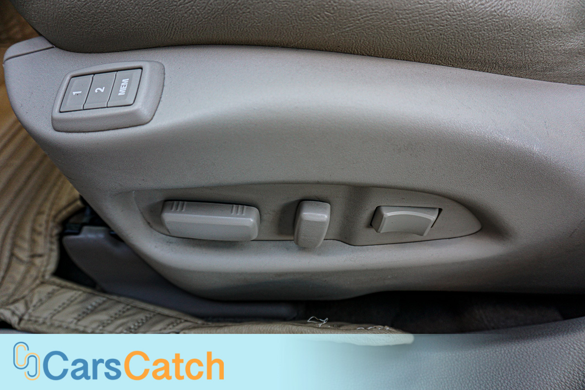 CARSCATCH - Used vehicle - SUV CADILLAC SRX 2014