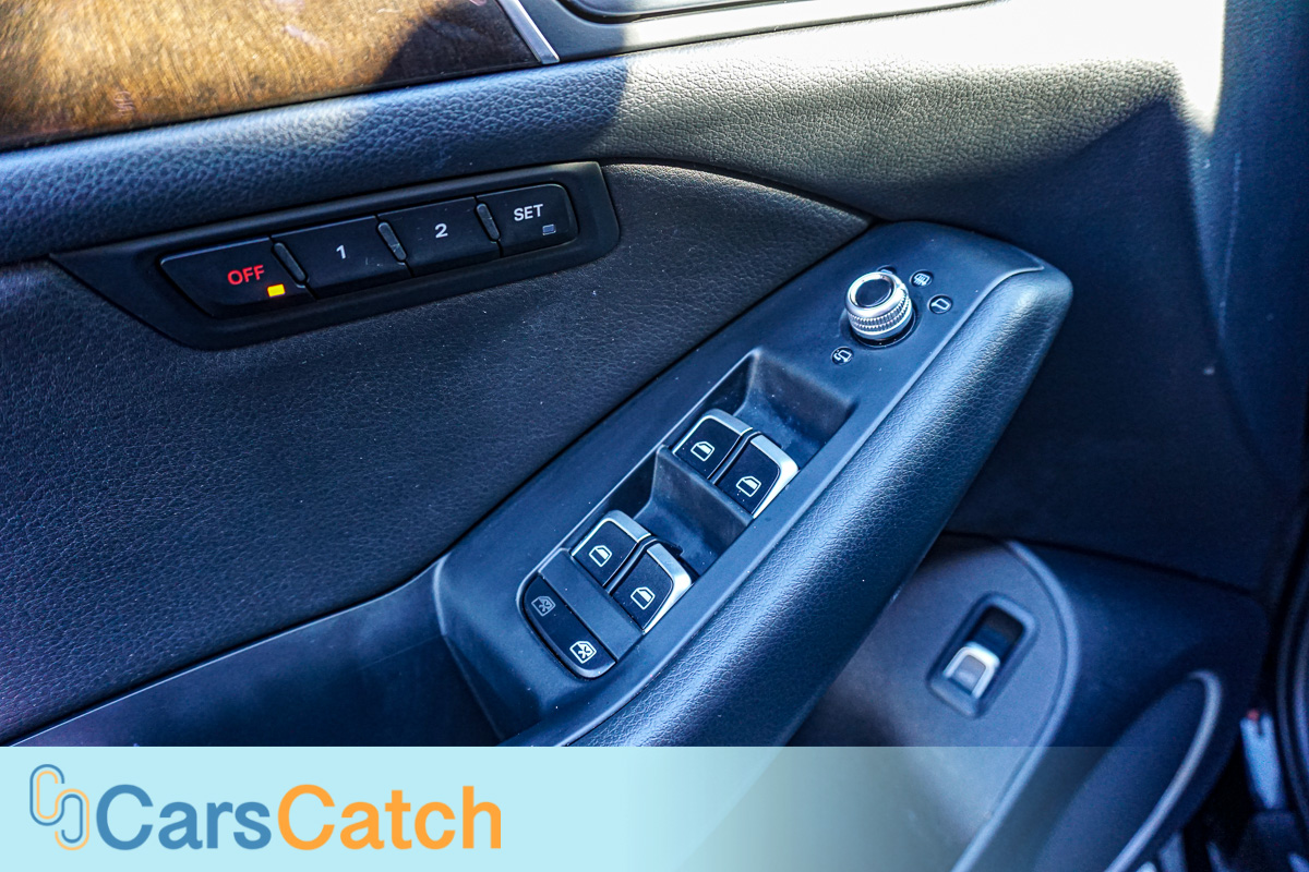 CARSCATCH - Used vehicle - SUV AUDI Q5 2014