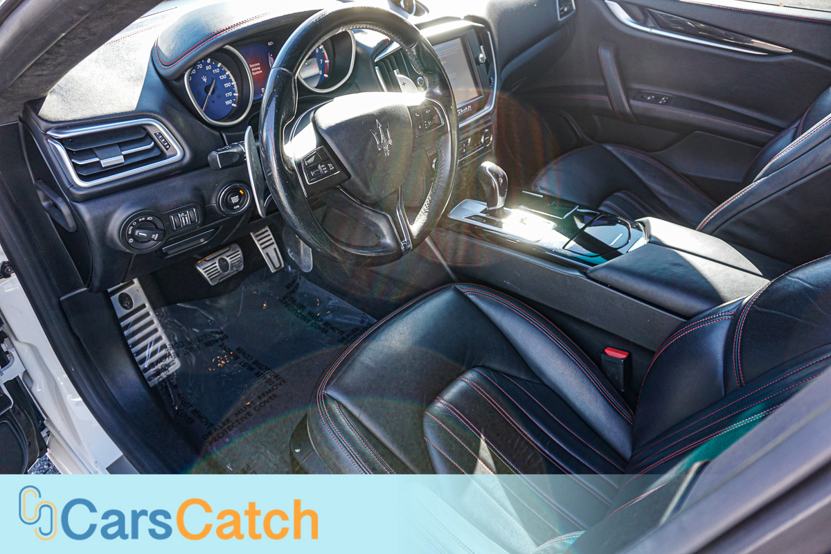 CARSCATCH - Used vehicle - Sedan MASERATI GHIBLI 2016