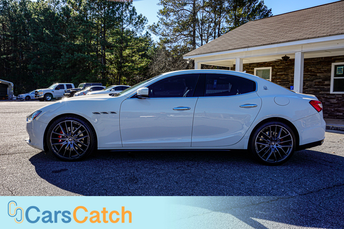 CARSCATCH - Used vehicle - Sedan MASERATI GHIBLI 2016