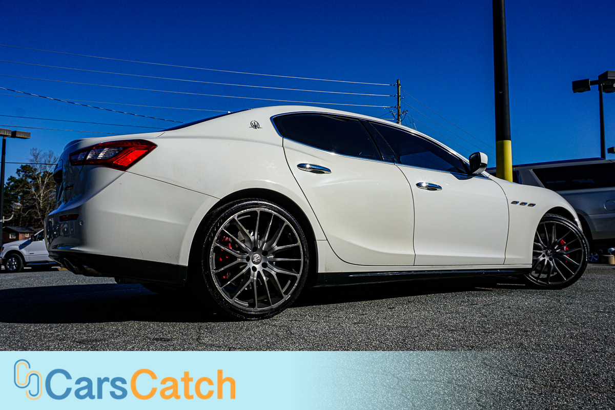 CARSCATCH - Used vehicle - Sedan MASERATI GHIBLI 2016