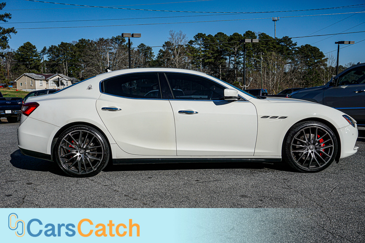CARSCATCH - Used vehicle - Sedan MASERATI GHIBLI 2016