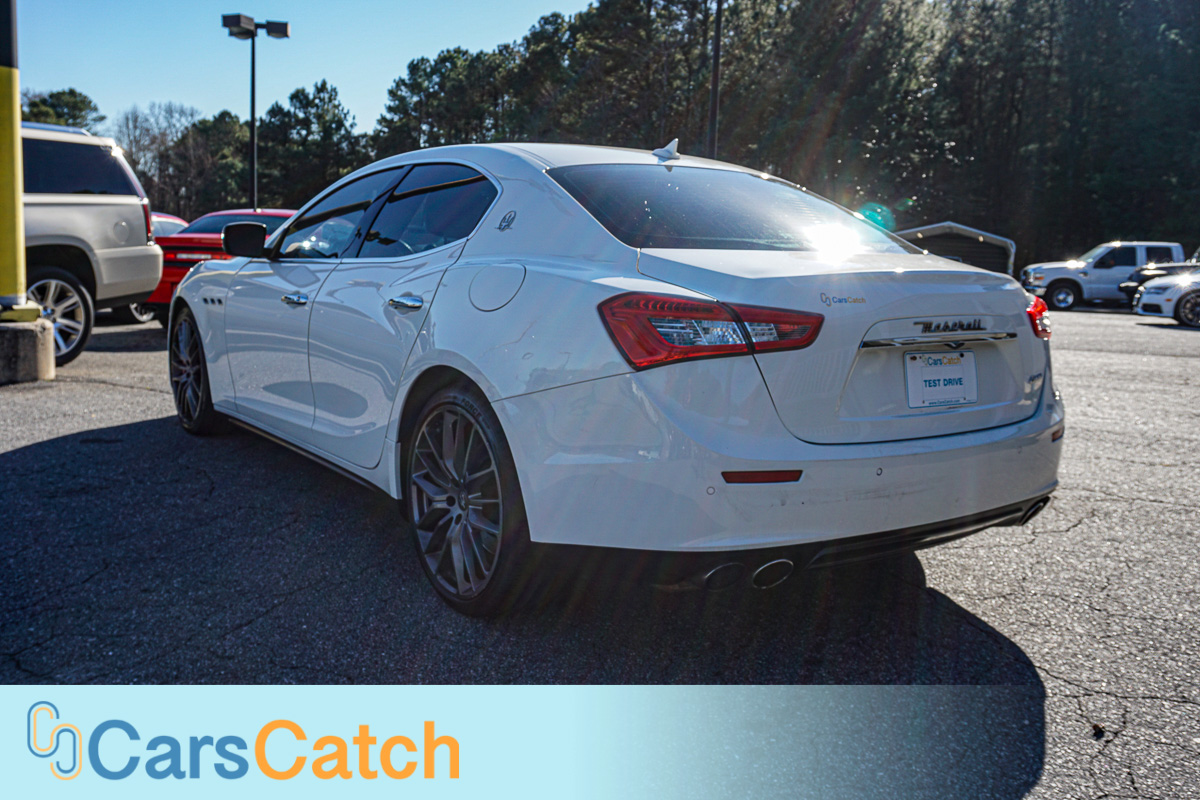 CARSCATCH - Used vehicle - Sedan MASERATI GHIBLI 2016