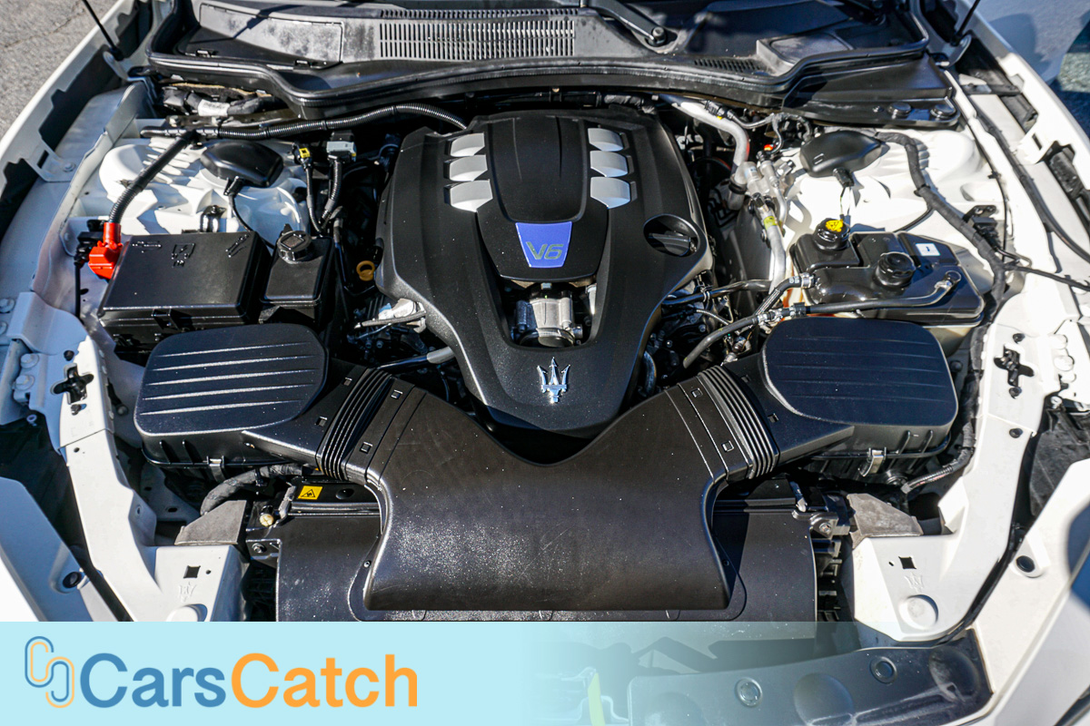 CARSCATCH - Used vehicle - Sedan MASERATI GHIBLI 2016