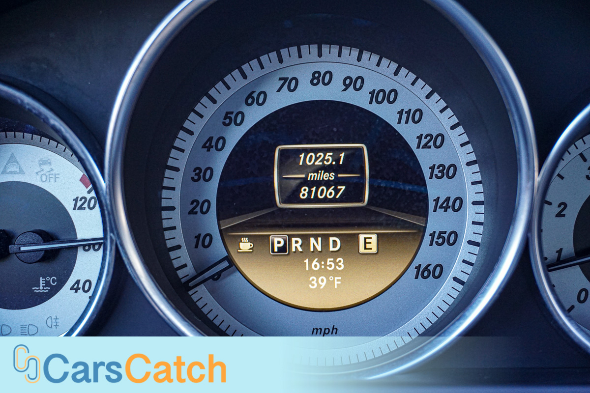 CARSCATCH - Used vehicle - Sedan MERCEDES-BENZ C-CLASS 2012