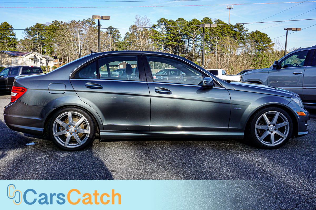 CARSCATCH - Used vehicle - Sedan MERCEDES-BENZ C-CLASS 2012