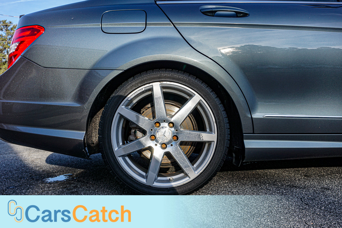 CARSCATCH - Used vehicle - Sedan MERCEDES-BENZ C-CLASS 2012