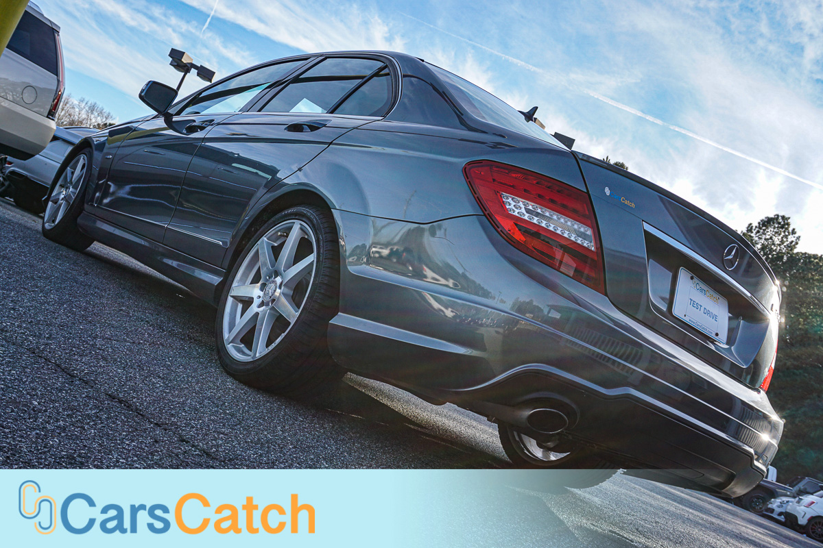 CARSCATCH - Used vehicle - Sedan MERCEDES-BENZ C-CLASS 2012