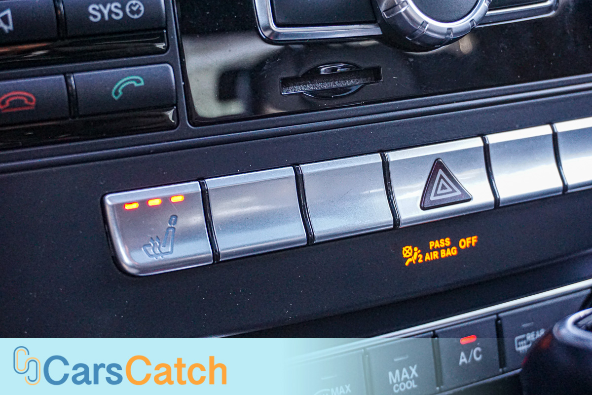 CARSCATCH - Used vehicle - Sedan MERCEDES-BENZ C-CLASS 2012