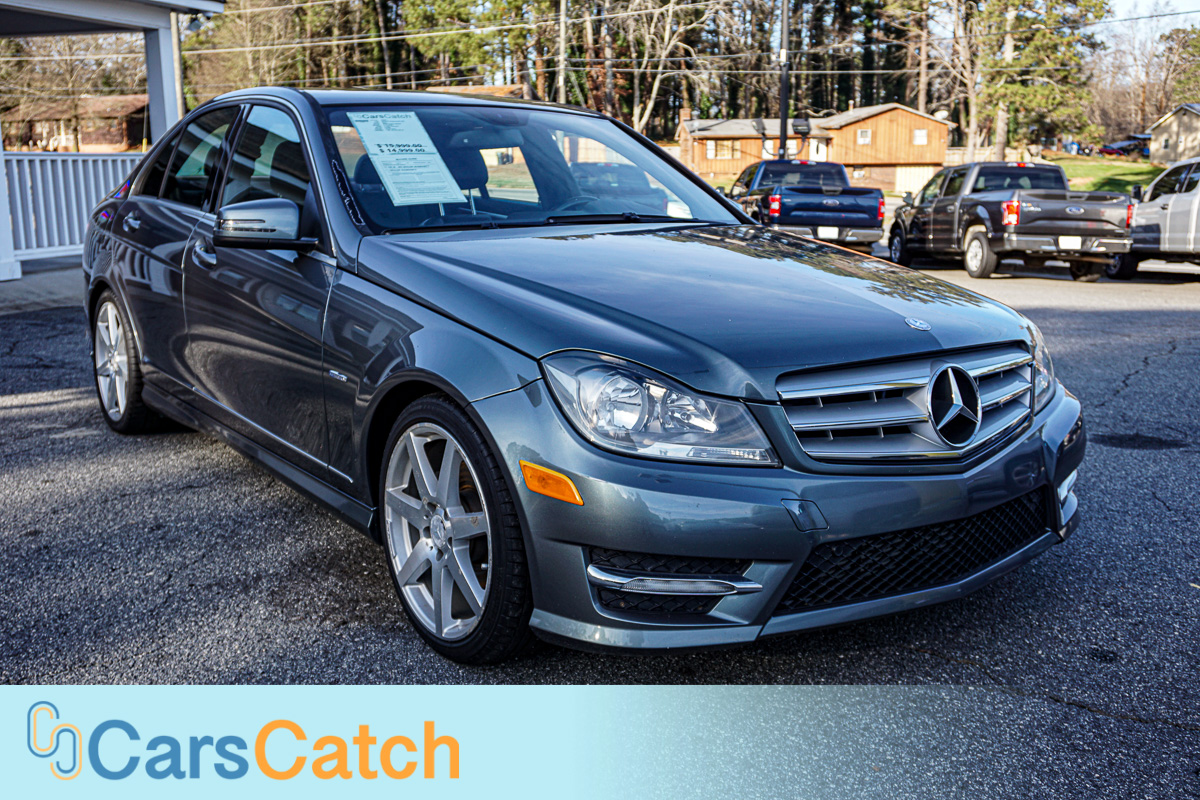 CARSCATCH - Used vehicle - Sedan MERCEDES-BENZ C-CLASS 2012