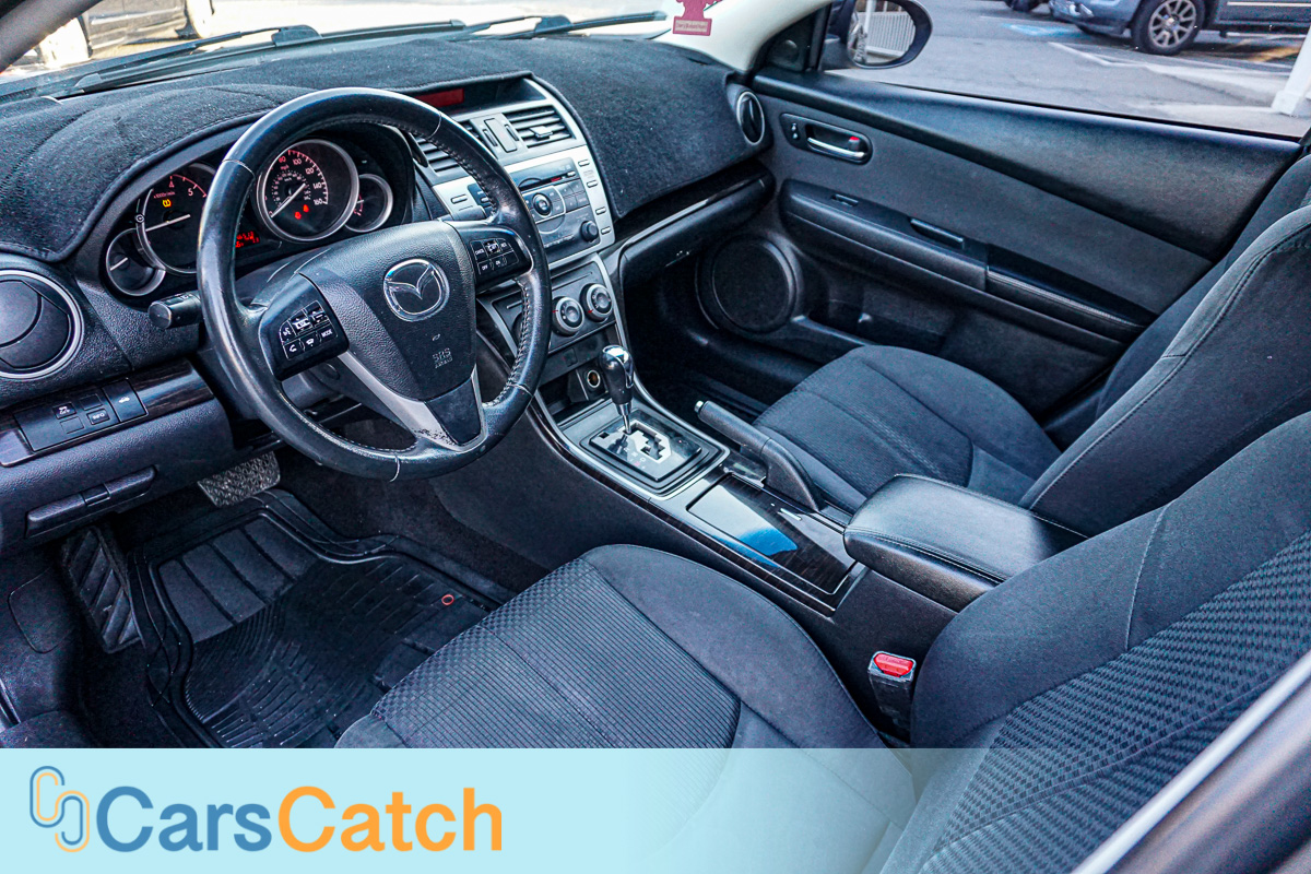 CARSCATCH - Used vehicle - Sedan MAZDA MAZDA6 2012