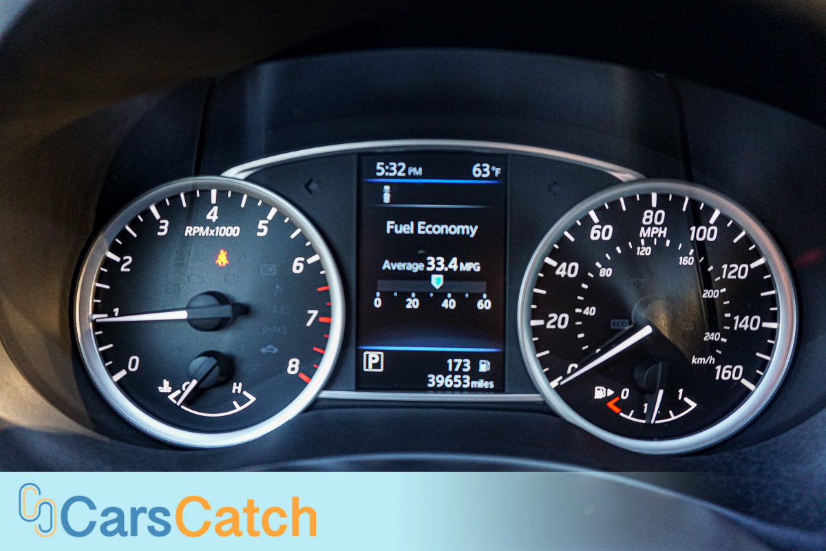 CARSCATCH - Used vehicle - Sedan NISSAN SENTRA 2019