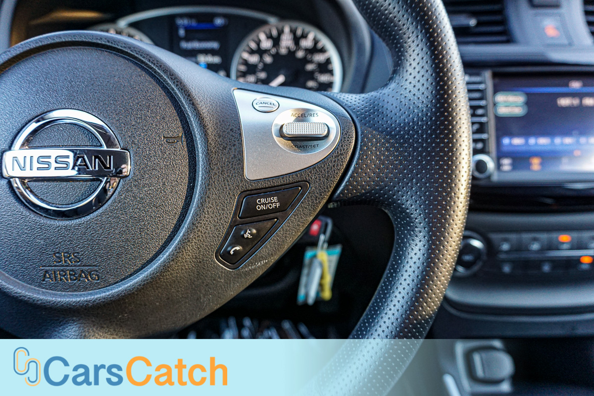 CARSCATCH - Used vehicle - Sedan NISSAN SENTRA 2019