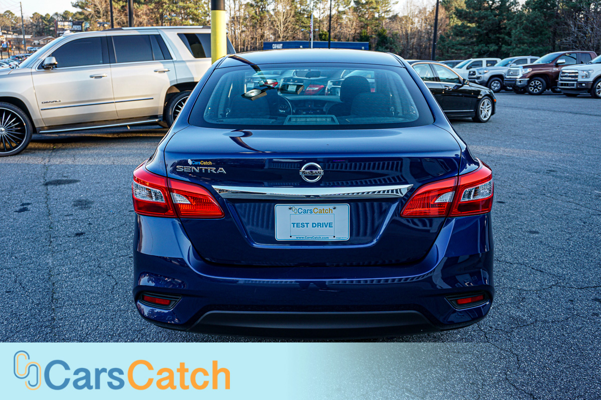 CARSCATCH - Used vehicle - Sedan NISSAN SENTRA 2019