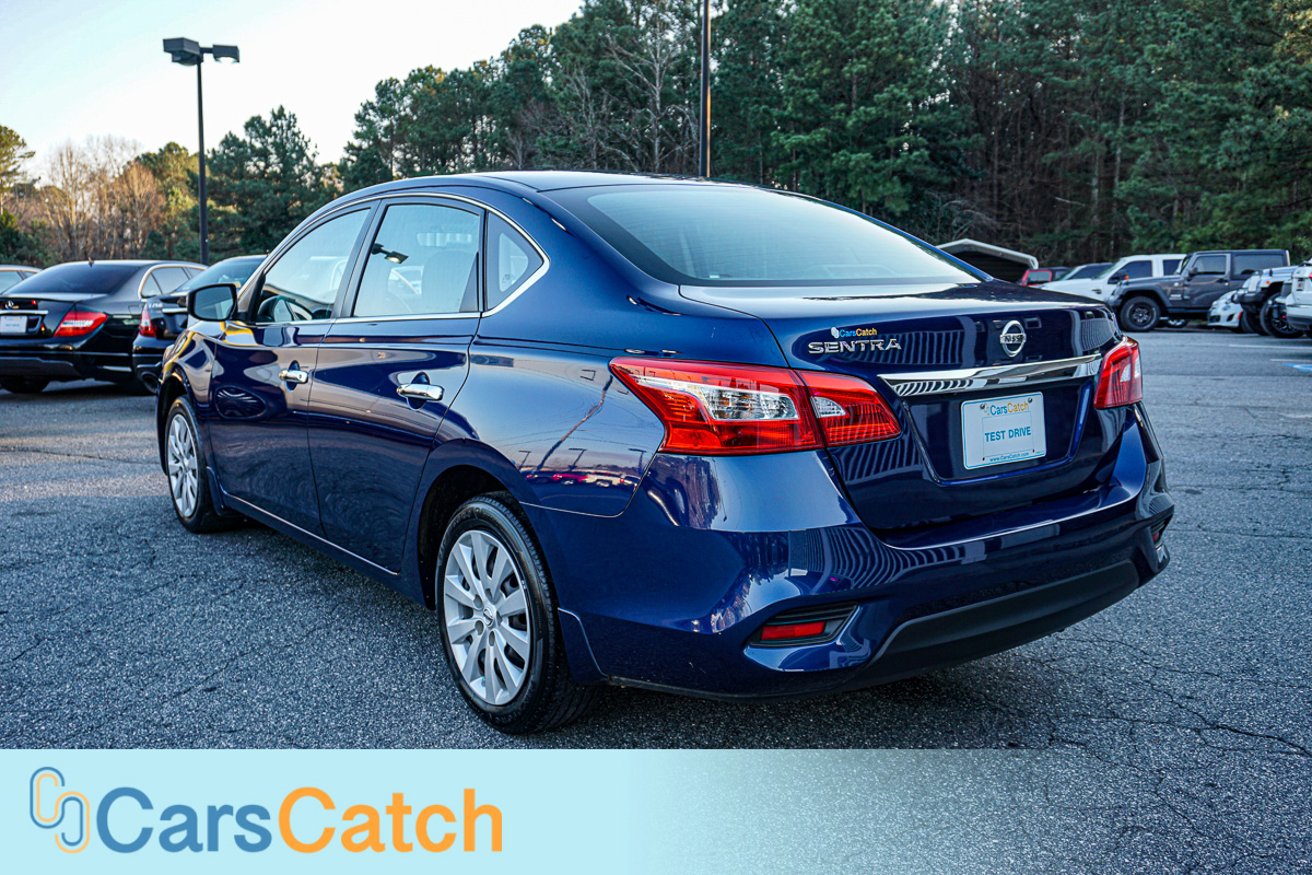 CARSCATCH - Used vehicle - Sedan NISSAN SENTRA 2019