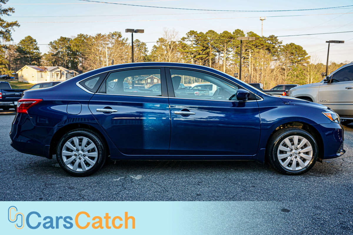 CARSCATCH - Used vehicle - Sedan NISSAN SENTRA 2019