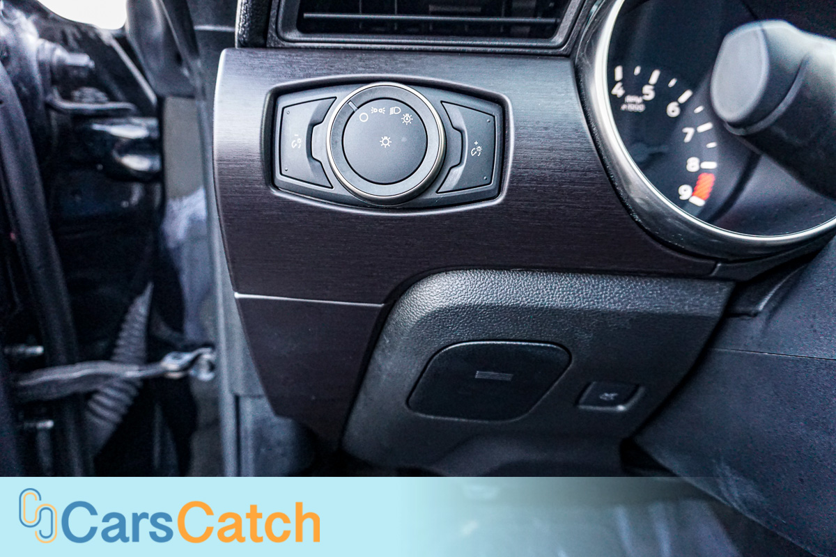 CARSCATCH - Used vehicle - Coupe FORD MUSTANG 2016