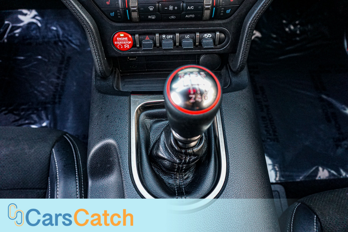 CARSCATCH - Used vehicle - Coupe FORD MUSTANG 2016