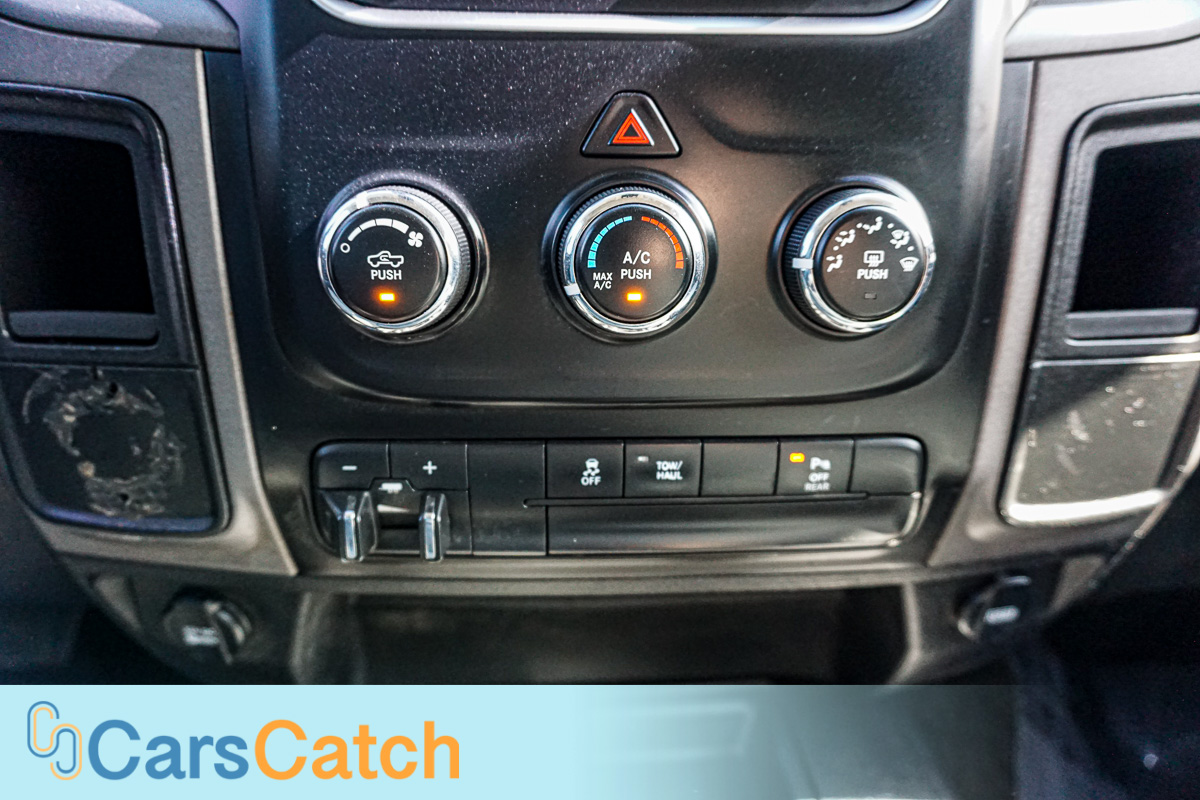 CARSCATCH - Used vehicle - Truck RAM 2500 2016