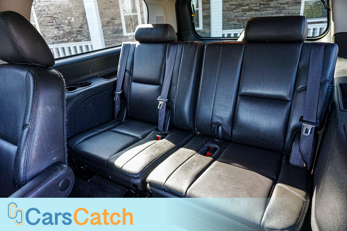 CARSCATCH - Used vehicle - SUV CADILLAC ESCALADE ESV 2013