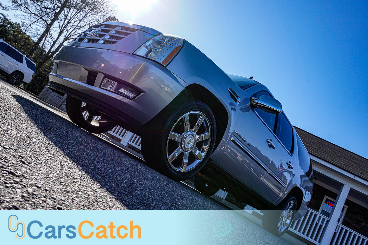 CARSCATCH - Used vehicle - SUV CADILLAC ESCALADE ESV 2013