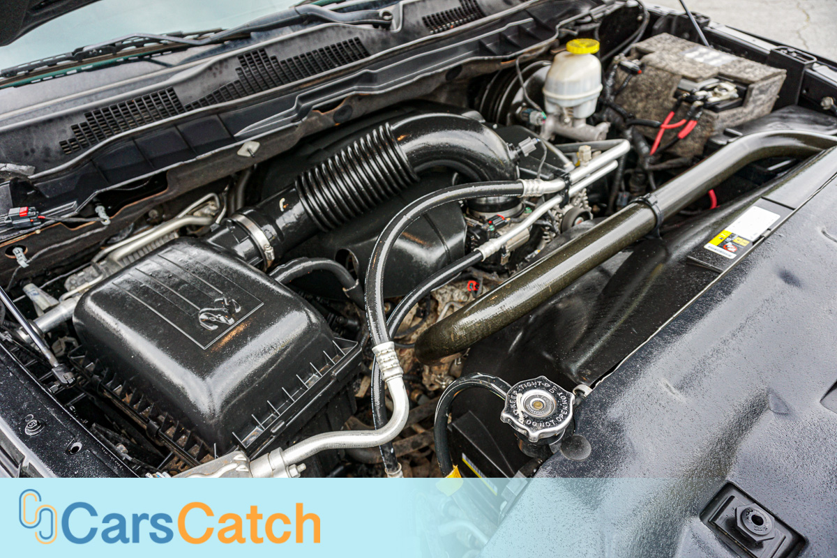 CARSCATCH - Used vehicle - Truck RAM 1500 2017