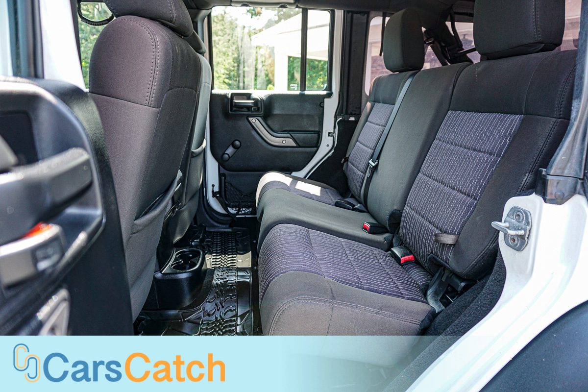 CARSCATCH - Used vehicle - SUV JEEP WRANGLER UNLIMITED 2012