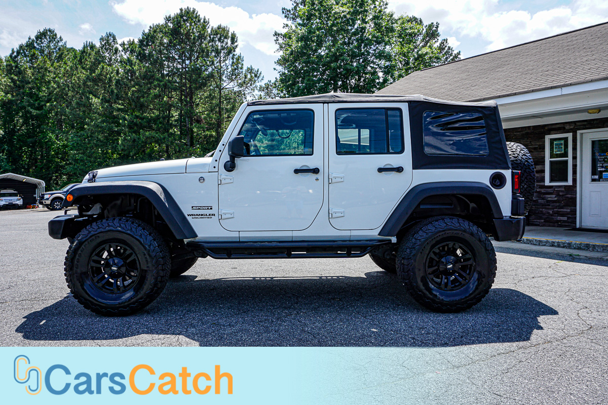 CARSCATCH - Used vehicle - SUV JEEP WRANGLER UNLIMITED 2012