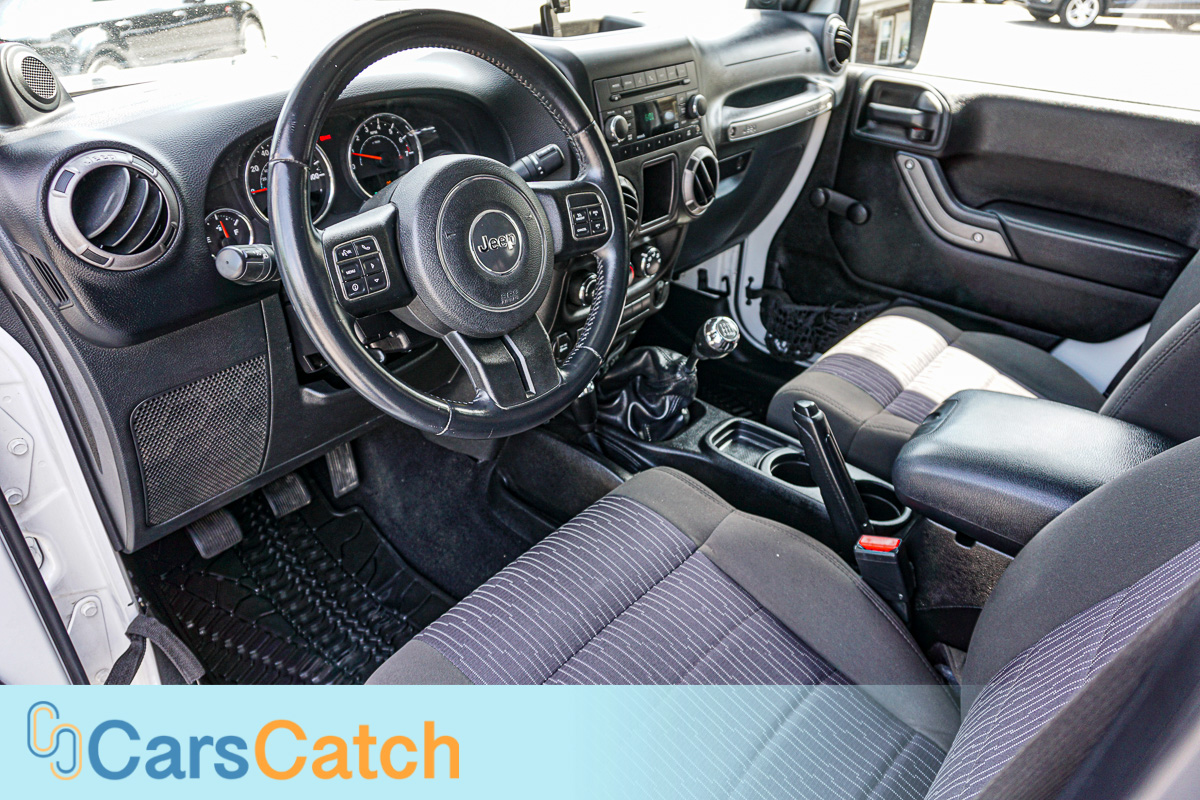 CARSCATCH - Used vehicle - SUV JEEP WRANGLER UNLIMITED 2012