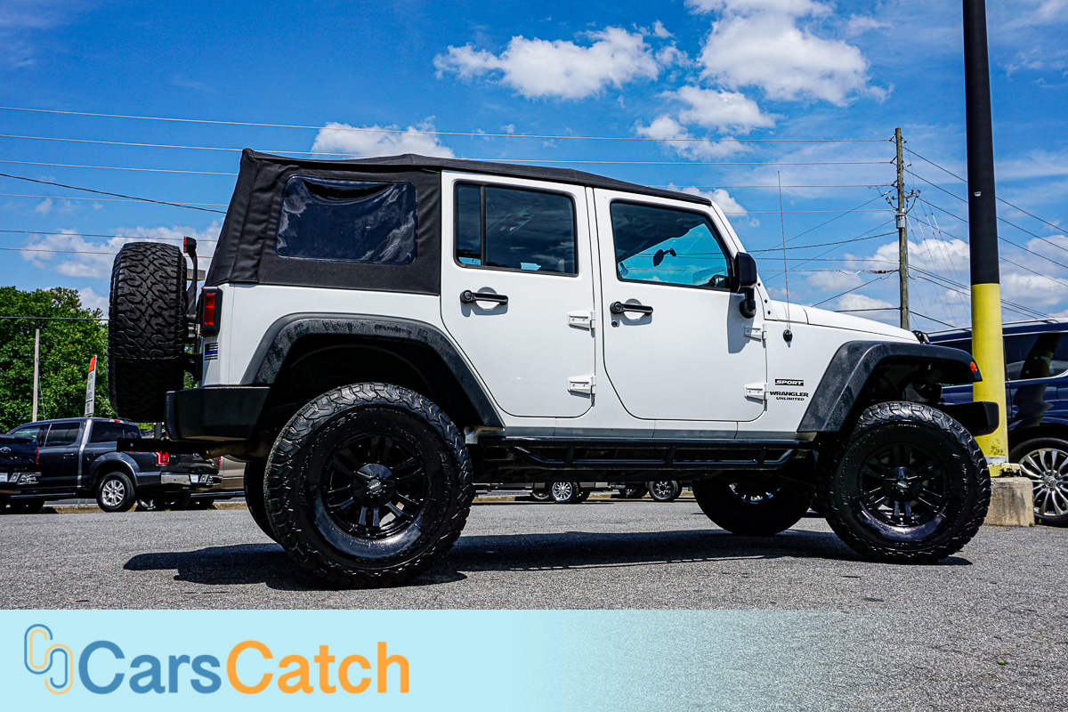 CARSCATCH - Used vehicle - SUV JEEP WRANGLER UNLIMITED 2012