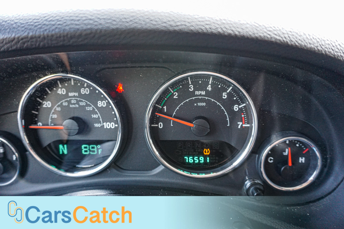 CARSCATCH - Used vehicle - SUV JEEP WRANGLER UNLIMITED 2012