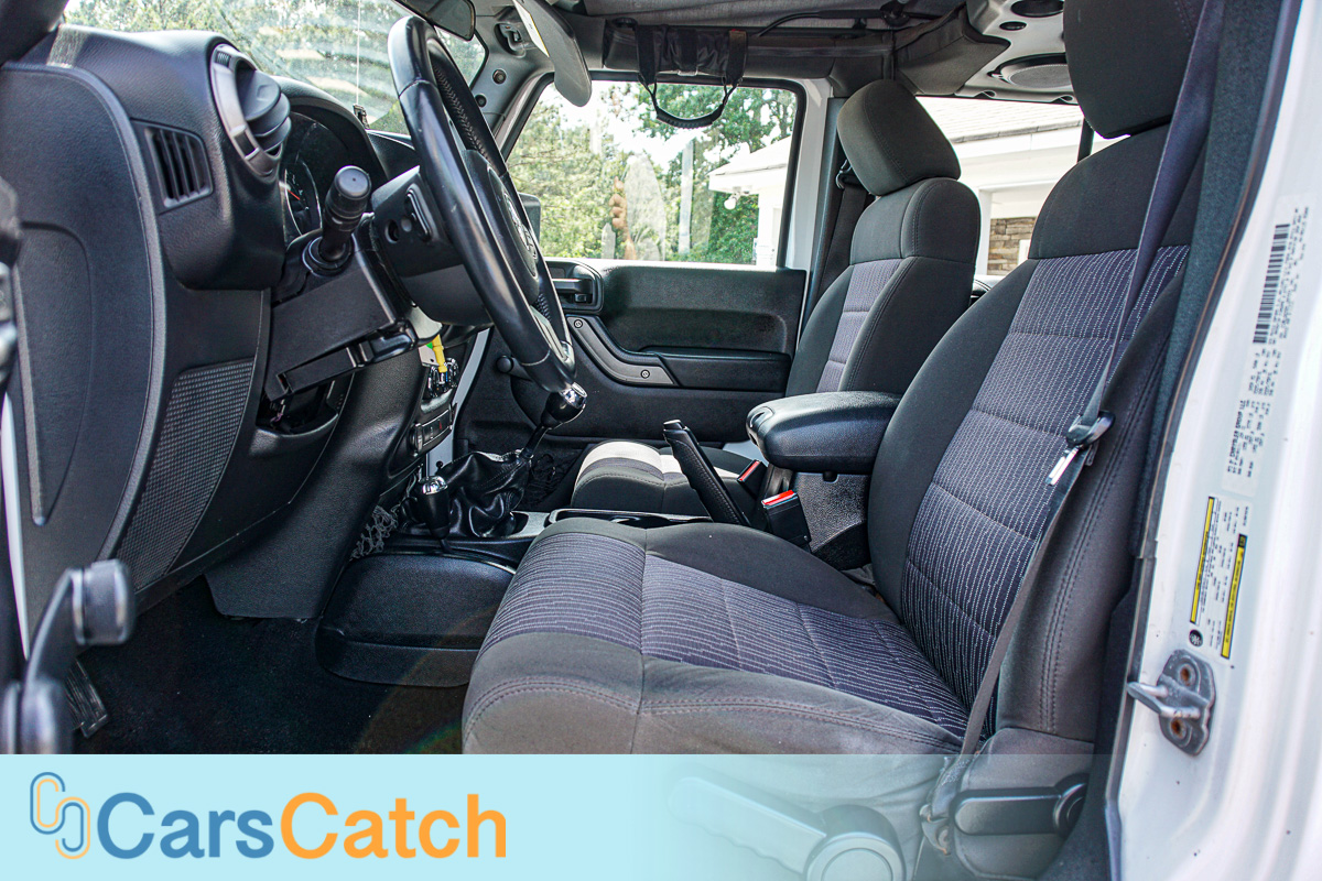 CARSCATCH - Used vehicle - SUV JEEP WRANGLER UNLIMITED 2012