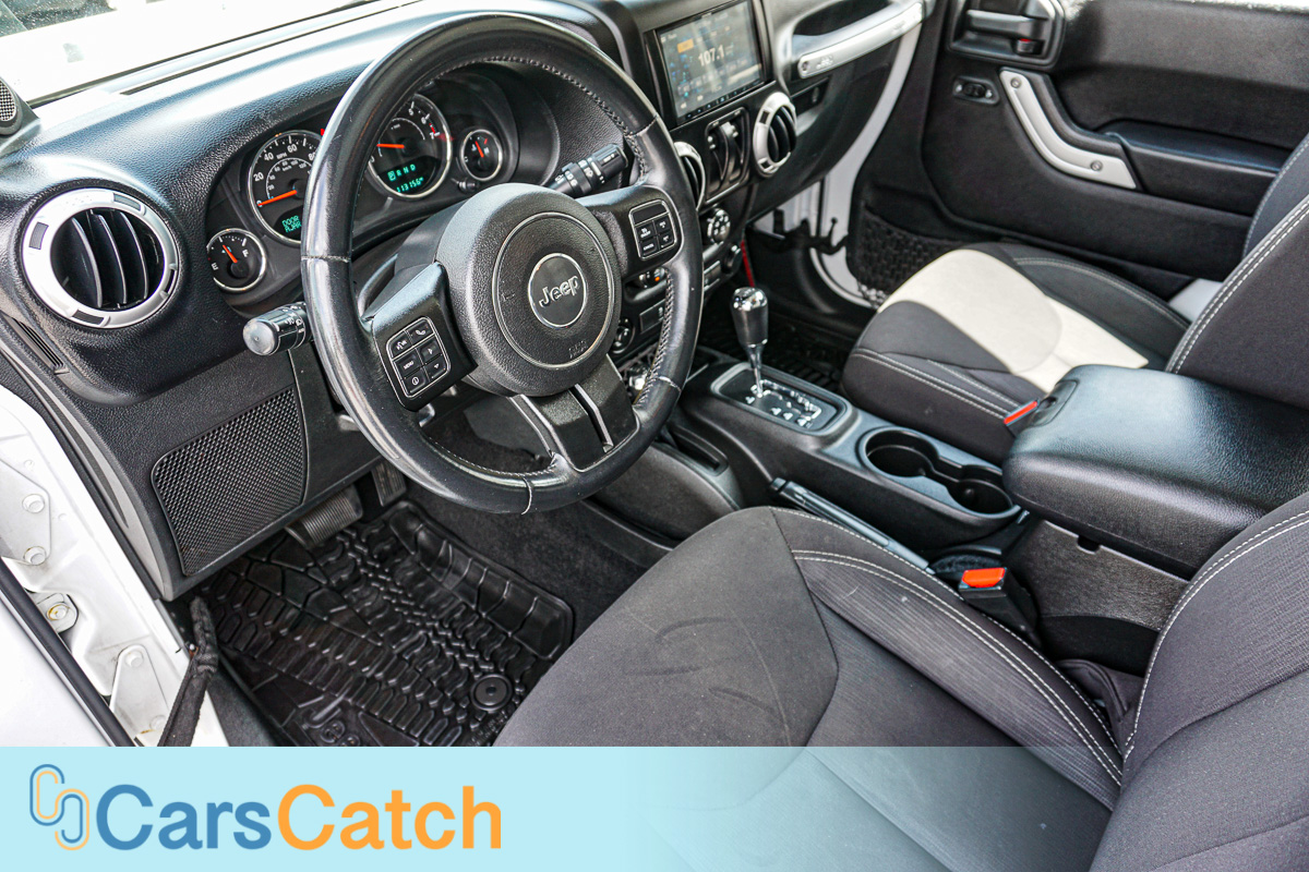 CARSCATCH - Used vehicle - SUV JEEP WRANGLER 2014