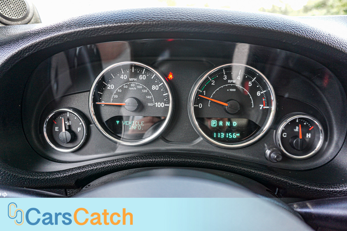 CARSCATCH - Used vehicle - SUV JEEP WRANGLER 2014