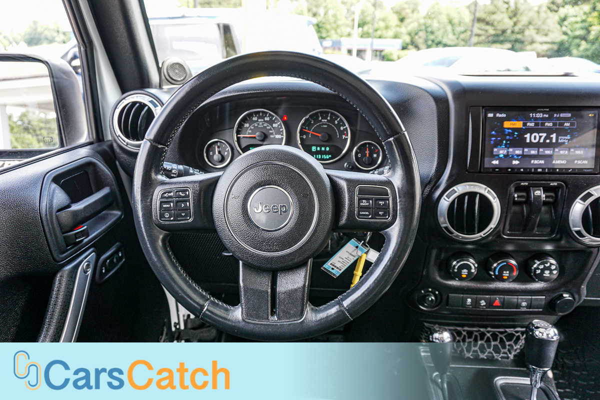 CARSCATCH - Used vehicle - SUV JEEP WRANGLER 2014