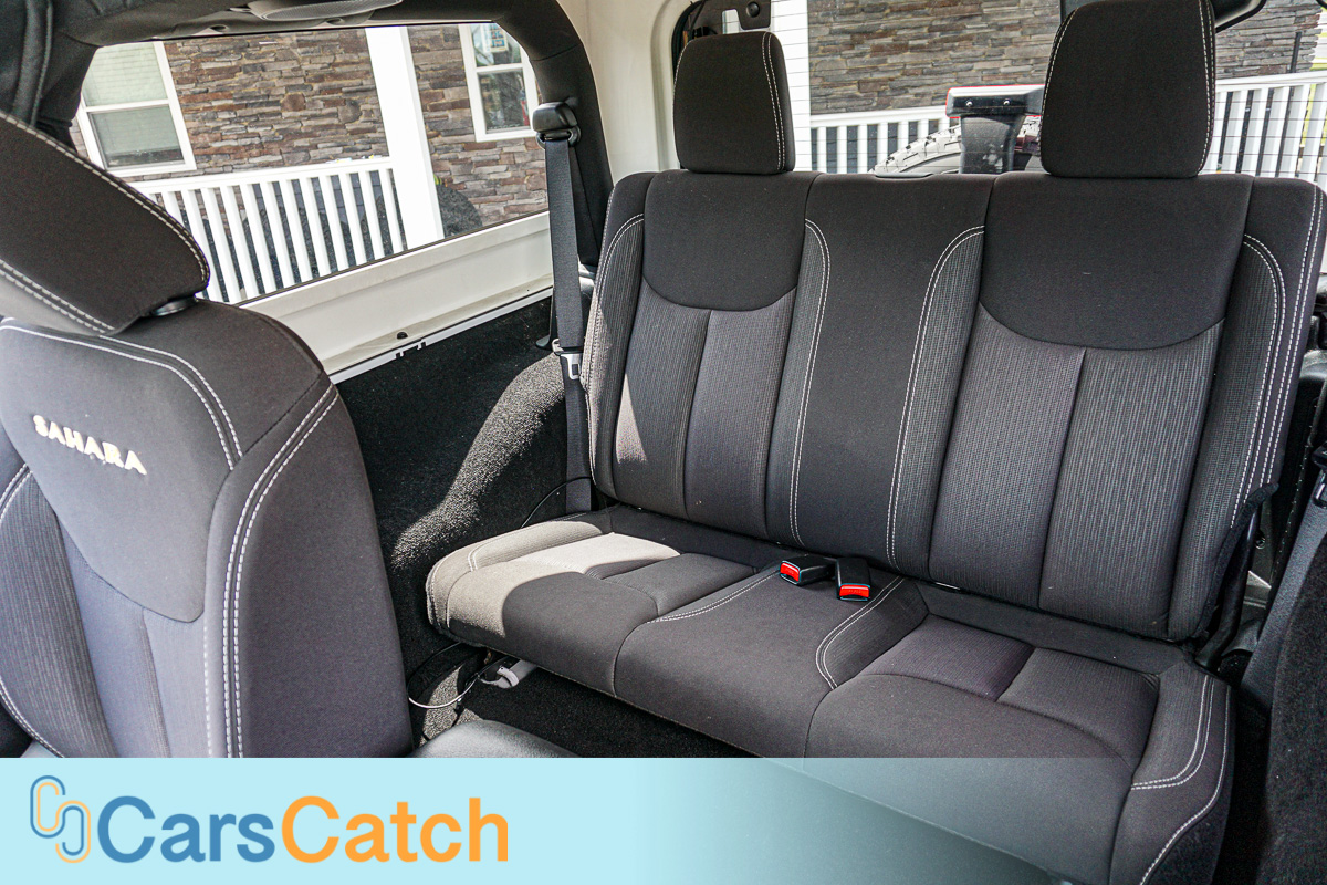 CARSCATCH - Used vehicle - SUV JEEP WRANGLER 2014