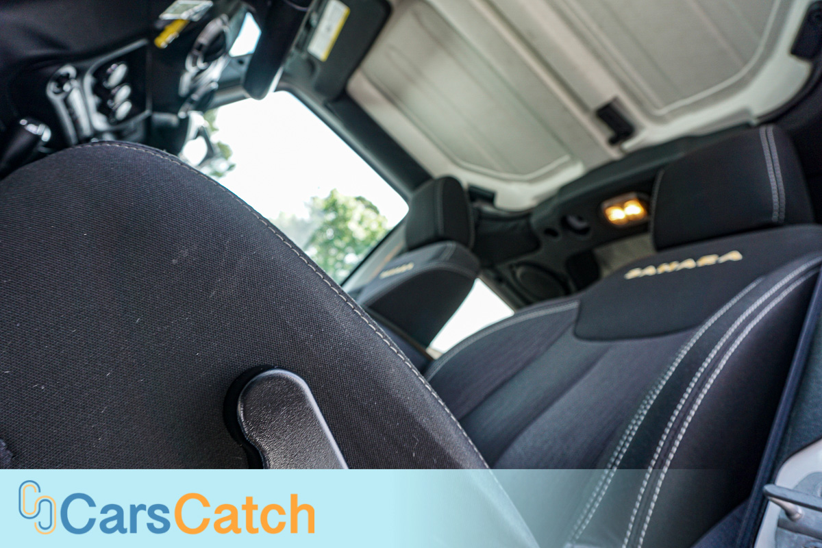 CARSCATCH - Used vehicle - SUV JEEP WRANGLER 2014