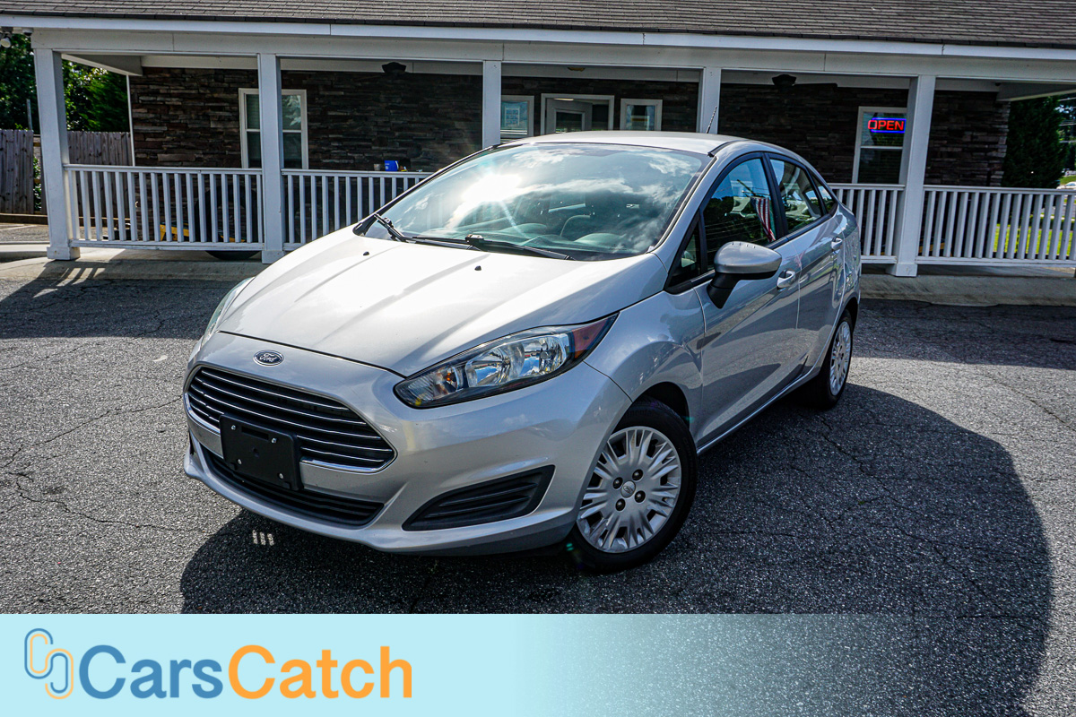 CARSCATCH - Used vehicle - Sedan FORD FIESTA 2014