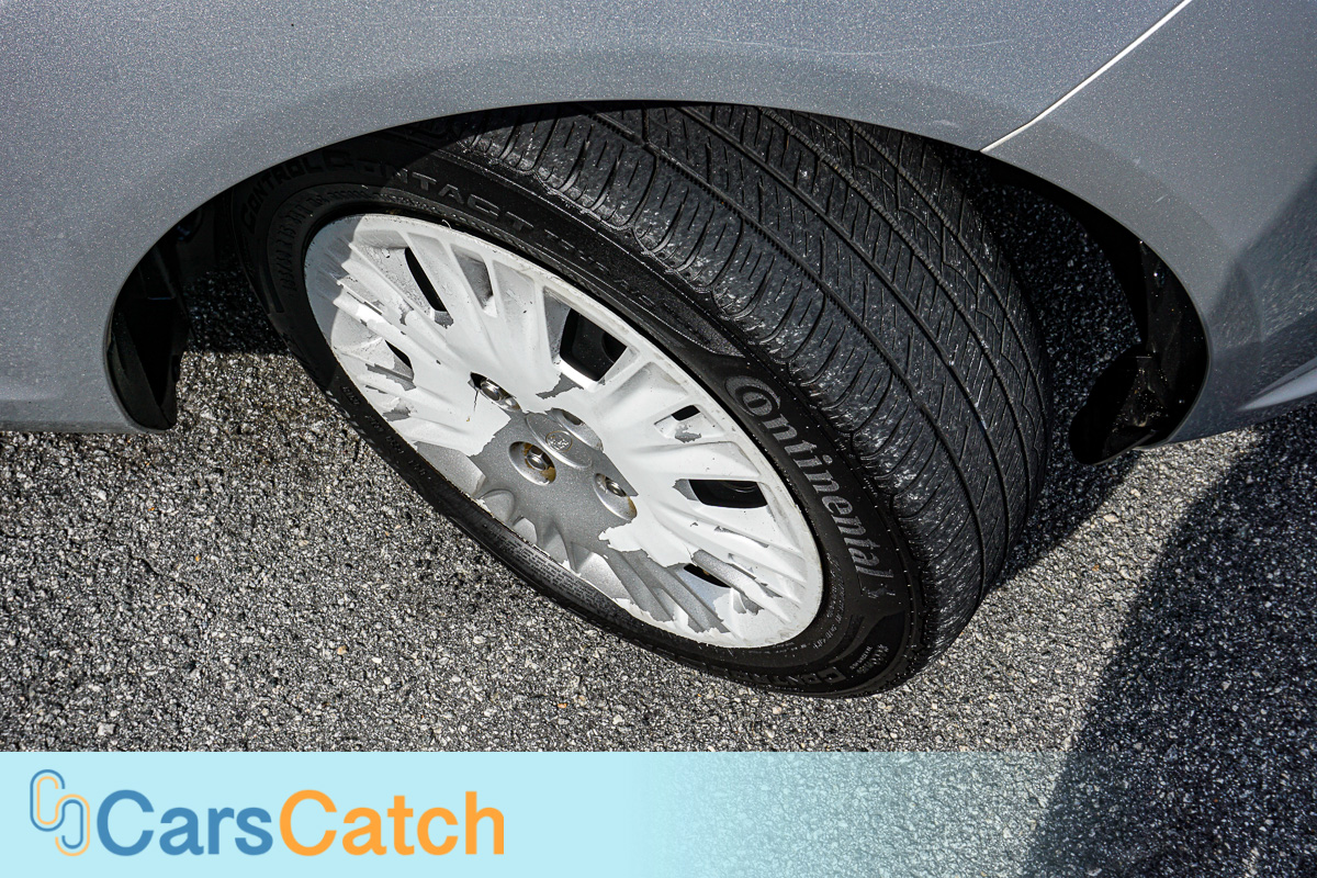 CARSCATCH - Used vehicle - Sedan FORD FIESTA 2014