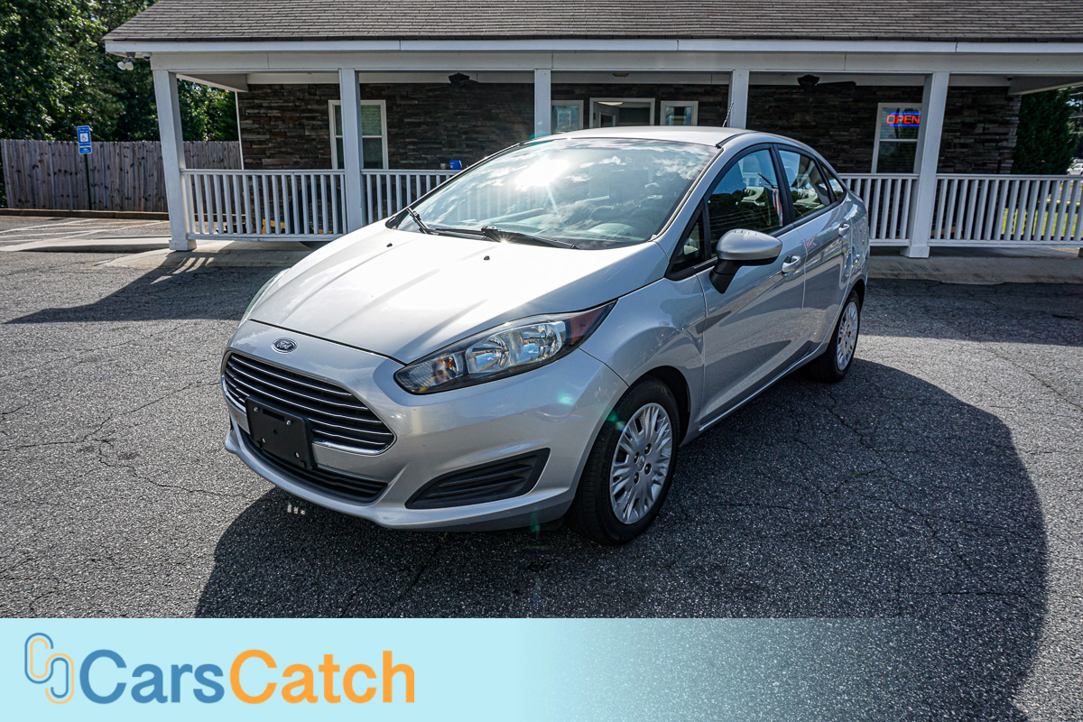 CARSCATCH - Used vehicle - Sedan FORD FIESTA 2014