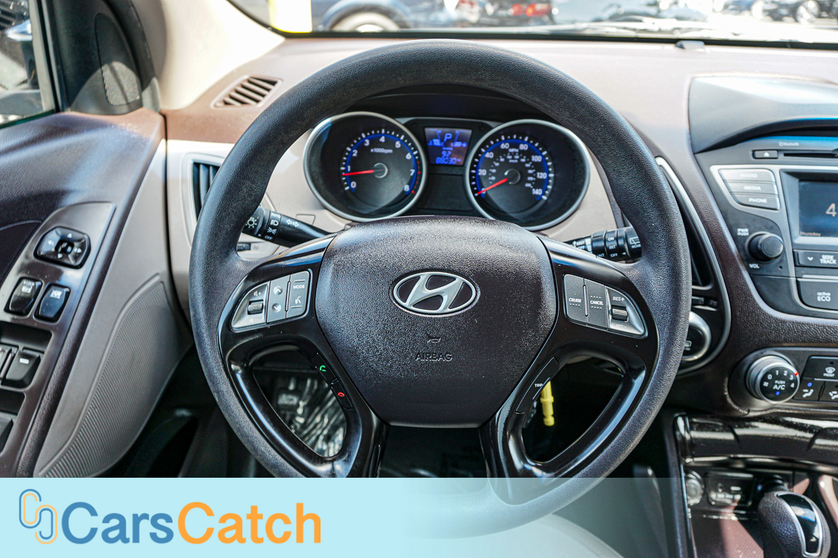 CARSCATCH - Used vehicle - SUV HYUNDAI TUCSON 2015